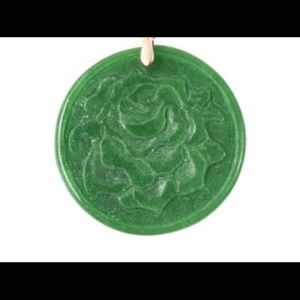 10k Burmese Jade pendant